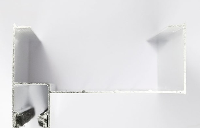 02-Carril_persiana_guia_HC-100_