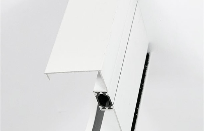 -03-Carril_guia_persiana_HC-140-RPT