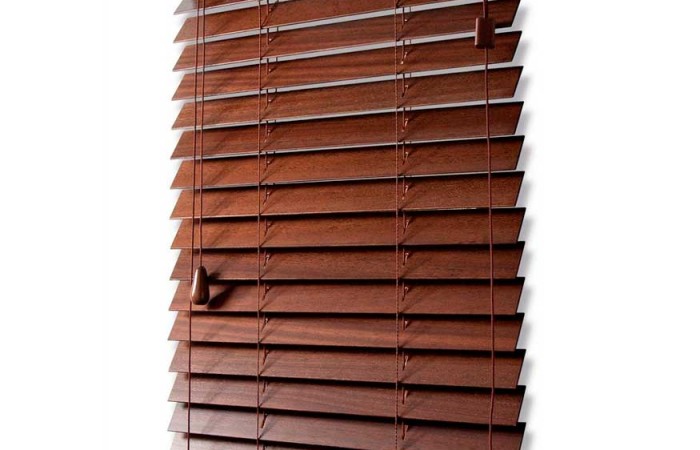 Persiana_veneciana_madera-01