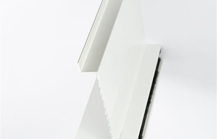 -Persiana_carril_compact_R8-A-