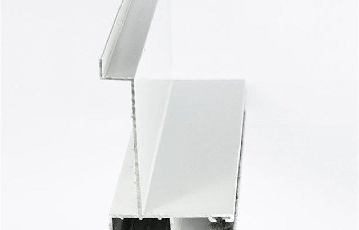 -Persiana_carril_compact_R8-B-