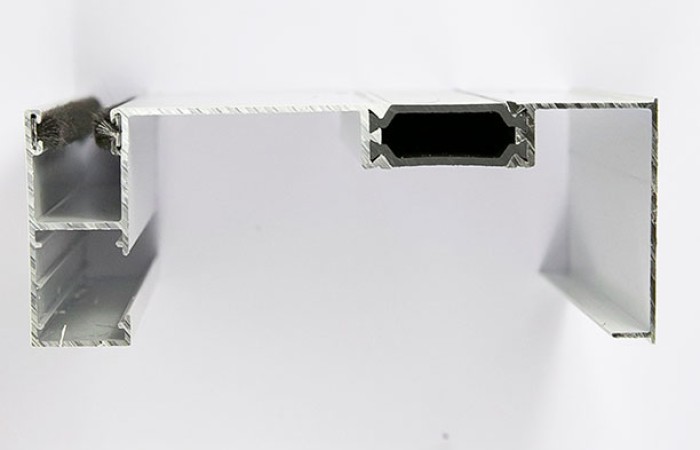 Guia_carril_persiana_HC-160-RPT-guide-compacto_