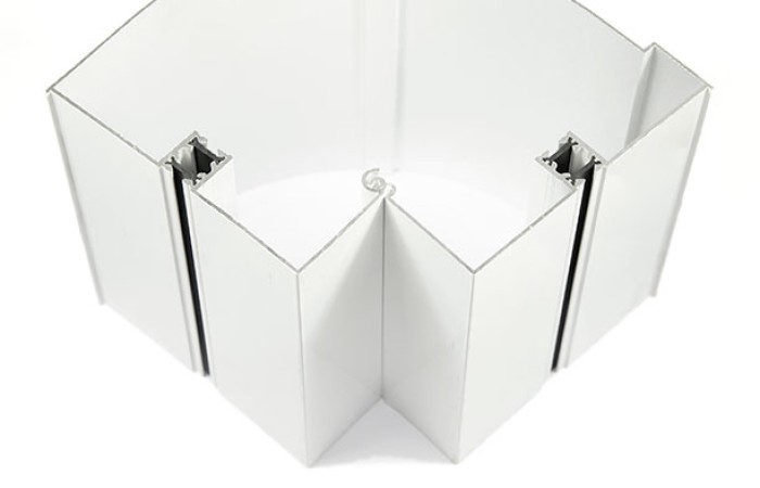 2-Esquinero_con_guia_carril_155-160-persiana