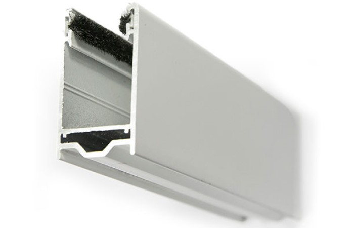 03-Carril_guia_persiana_tradicional-25X47_