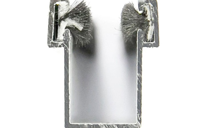 Carril-guia-persiana-reduccion-sin-ala-26X15